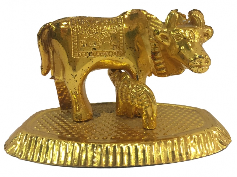 Gold plated Cow And Calf / Kaamdhenu Figurine No 2