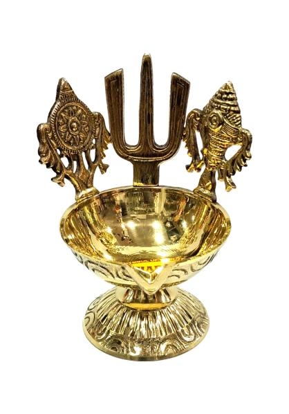Brass Thiruman Shanku Chakra Lamp 